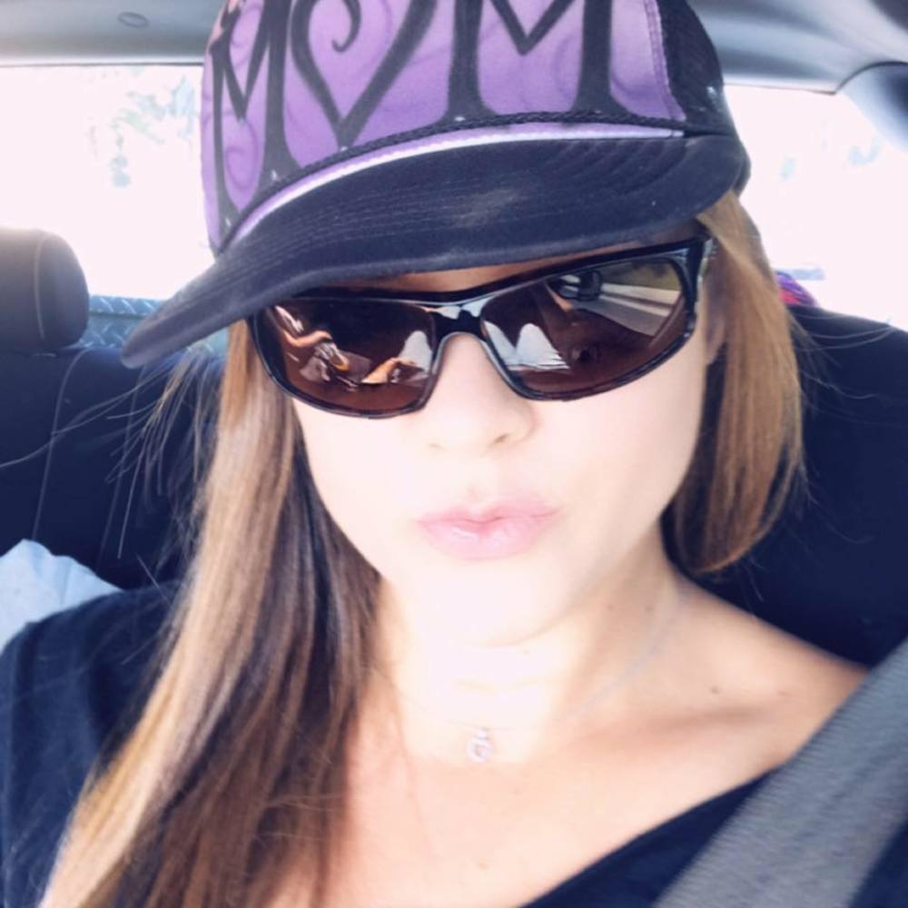 Meet your Posher, Laura